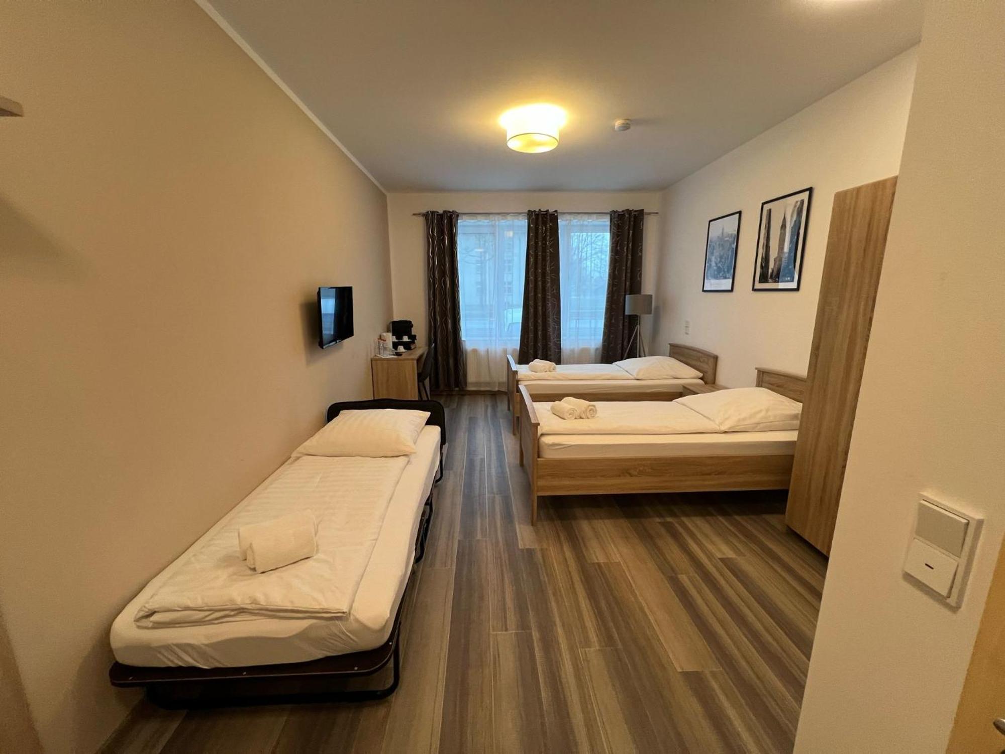 Avento Hotel Hannover Langenhagen  Buitenkant foto
